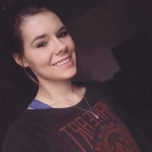 Meet your Posher, Shae